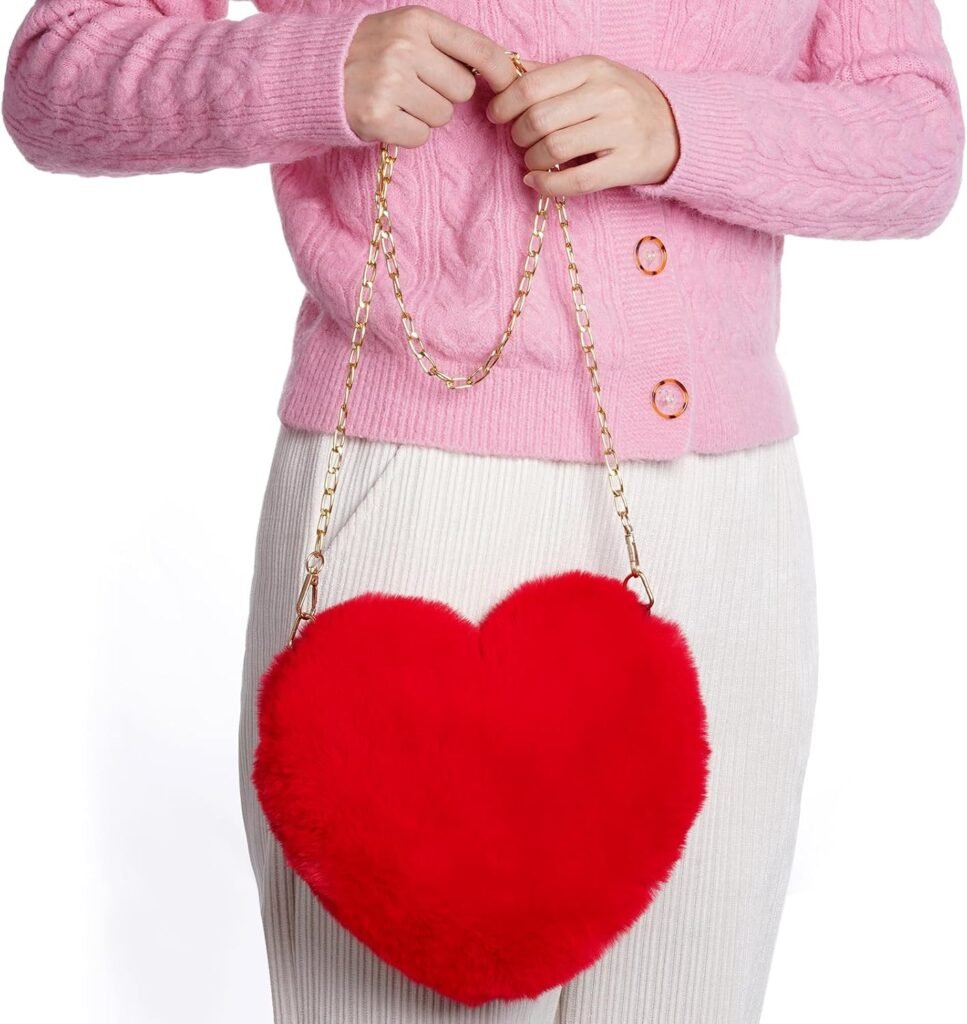 Heart Shaped Faux Fur Purse Fluffy Crossbody Bag Chain Shoulder Bag Cute Clutch Halloween Valentine Women Girls