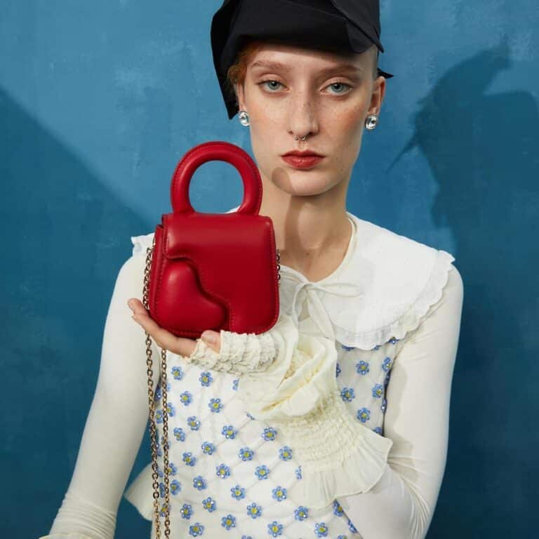 LA’FESTIN Heart-Shaped Leather Satchels Review
