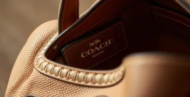 how to tell if its a real coach bag