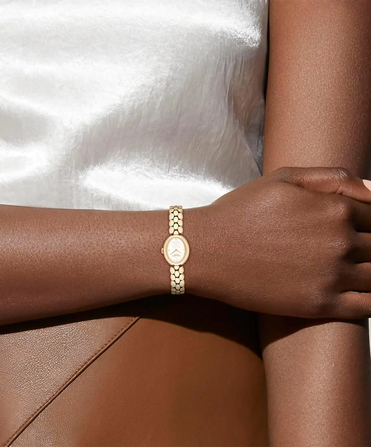 The 8 Best Coach Gold Bracelet Watches For Women And Men Reviewed 2025