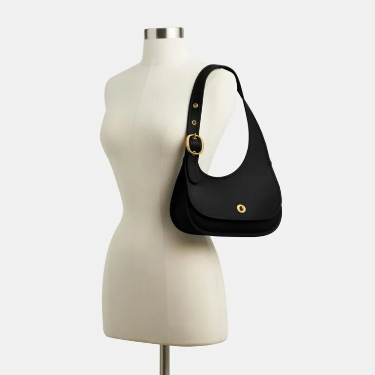 Coach Cashin Carry Crescent Bag Review